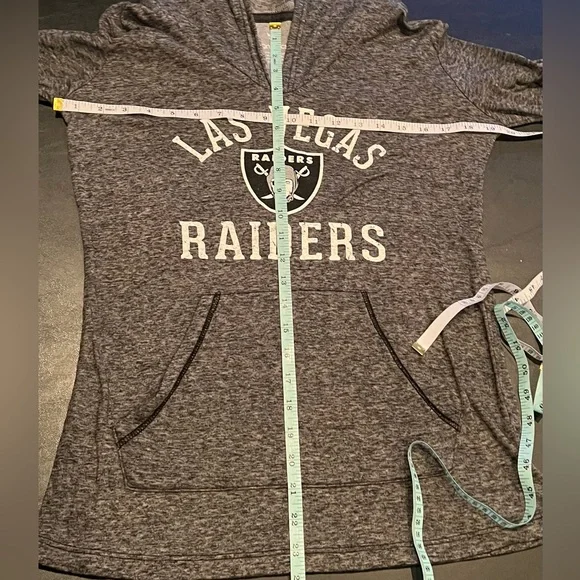 Las Vegas Raiders Long Sleeve Hooded Shirt - Picture 4 of 4